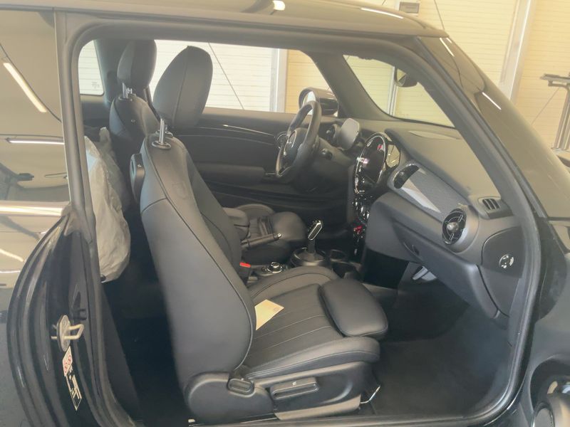 MINI Cooper S Classic Trim 2023 – снимка 17