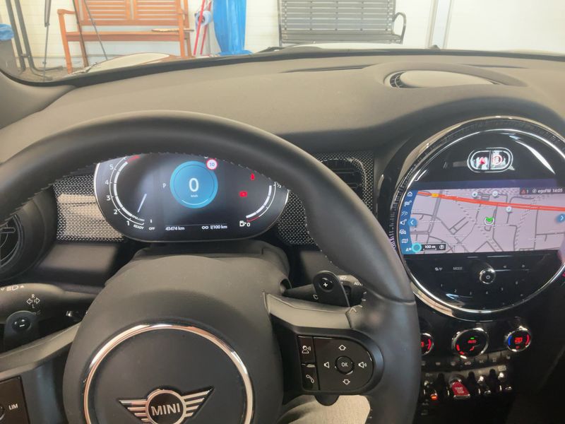 MINI Cooper S Classic Trim 2023 – снимка 18