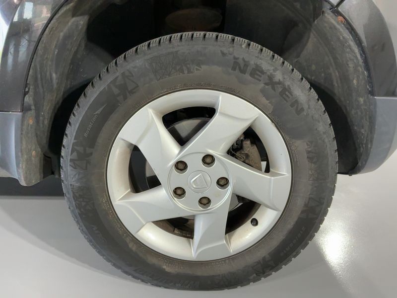 Dacia Duster 1.5 dCi Lauréate 4x2 2010 – снимка 11