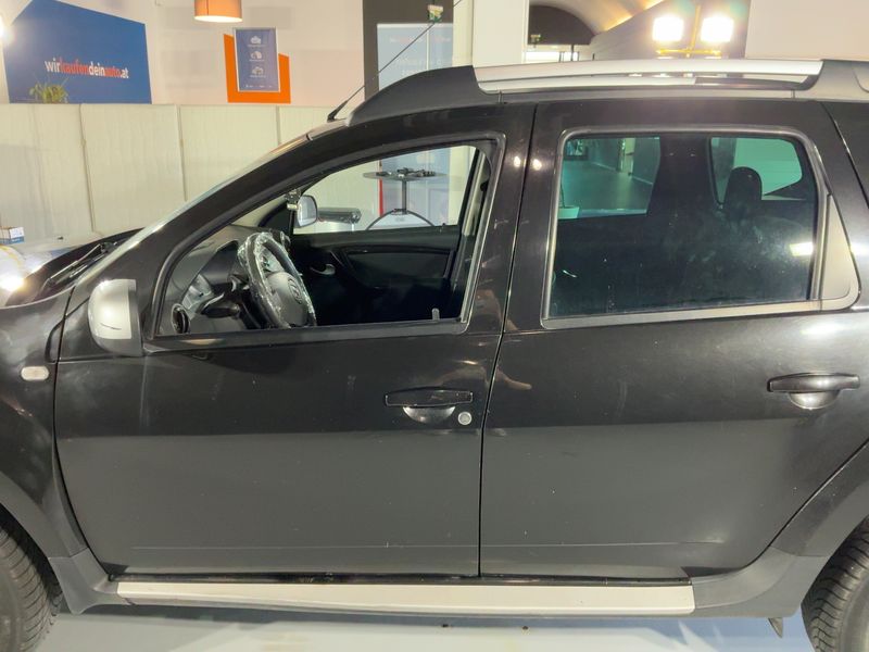 Dacia Duster 1.5 dCi Lauréate 4x2 2010 – снимка 4
