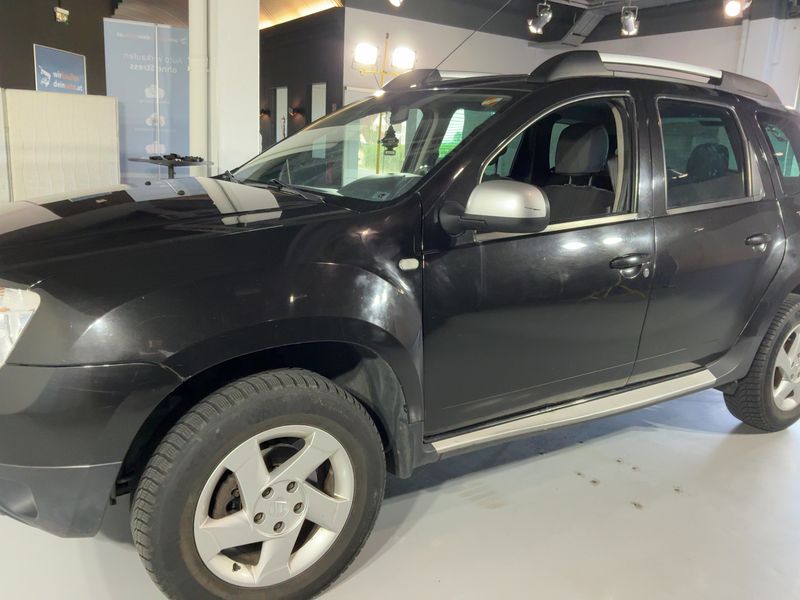 Dacia Duster 1.5 dCi Lauréate 4x2 2010 – снимка 2