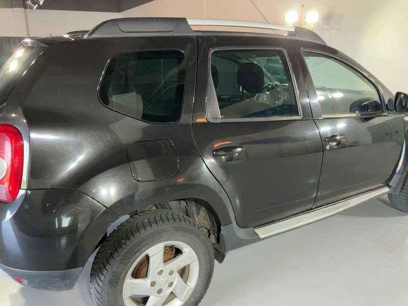 Dacia Duster 1.5 dCi Lauréate 4x2 2010 – снимка 8