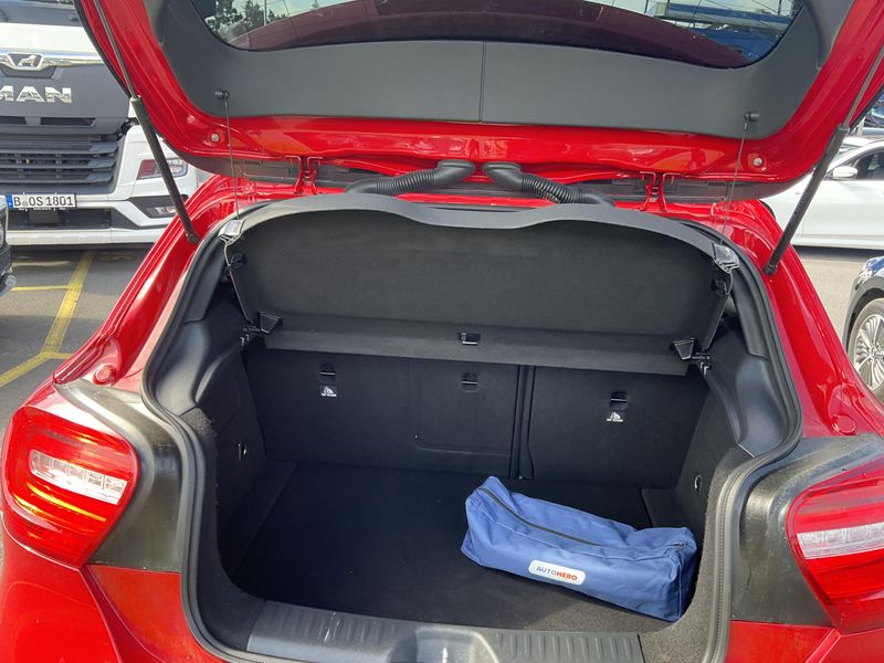 Mercedes-Benz A-Klasse A 180 BlueEfficiency Style 2015 – снимка 15