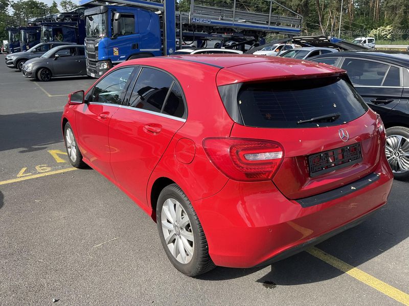 Mercedes-Benz A-Klasse A 180 BlueEfficiency Style 2015 – снимка 6