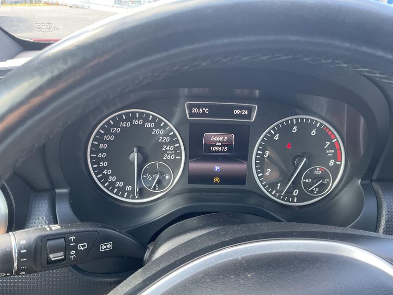 Mercedes-Benz A-Klasse A 180 BlueEfficiency Style 2015 – снимка 18