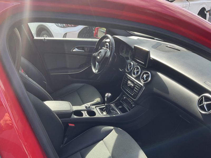 Mercedes-Benz A-Klasse A 180 BlueEfficiency Style 2015 – снимка 16
