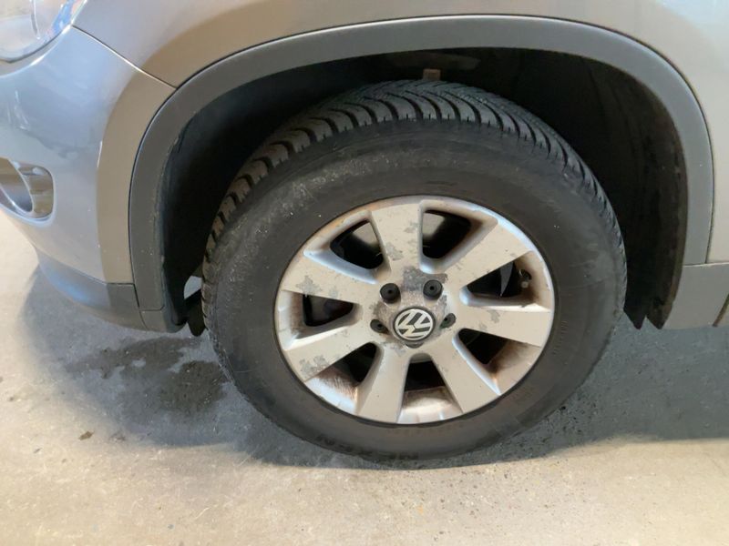 Volkswagen Tiguan 2.0 TDI Track & Field 4Motion 2009 – снимка 3