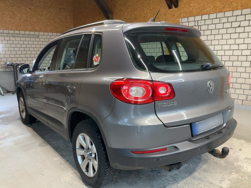 Volkswagen Tiguan 2.0 TDI Track & Field 4Motion 2009 – снимка 6
