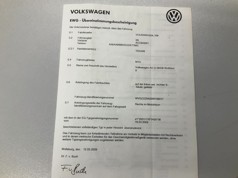 Volkswagen Tiguan 2.0 TDI Track & Field 4Motion 2009 – снимка 21