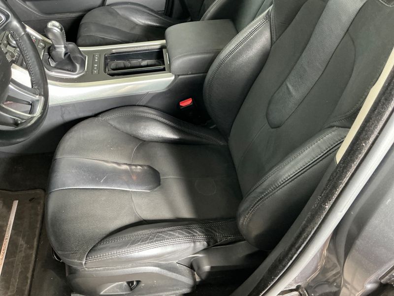 Land Rover Evoque 2.2 Td4 Pure 2015 – снимка 30
