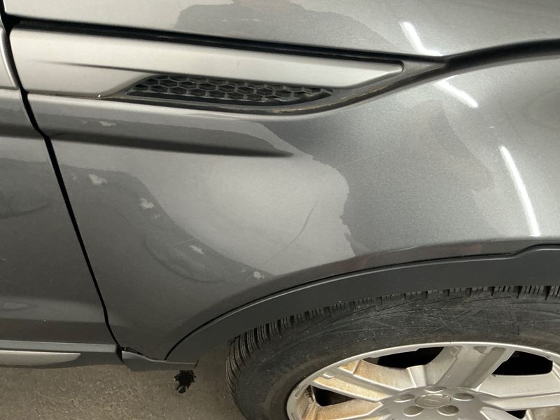 Land Rover Evoque 2.2 Td4 Pure 2015 – снимка 23