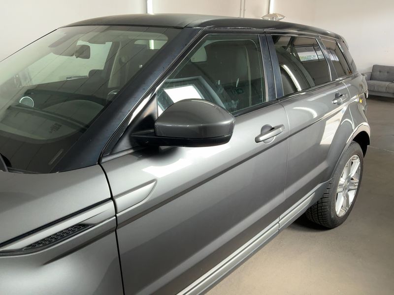 Land Rover Evoque 2.2 Td4 Pure 2015 – снимка 4