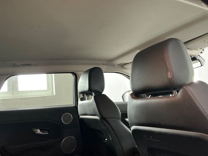 Land Rover Evoque 2.2 Td4 Pure 2015 – снимка 26