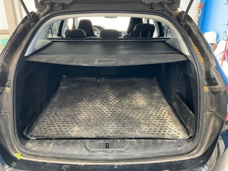 Peugeot 308 1.6 Blue-HDi Active 2016 – снимка 23