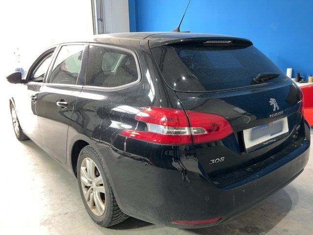 Peugeot 308 1.6 Blue-HDi Active 2016 – снимка 6