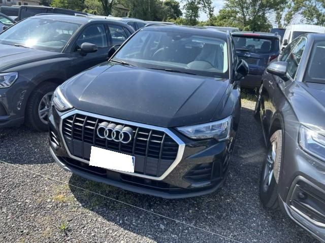 Audi Q3 35 TFSI Mild-Hybrid 2022 – снимка 1