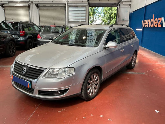Volkswagen Passat 2.0 TDI Comfortline 2010 – снимка 1