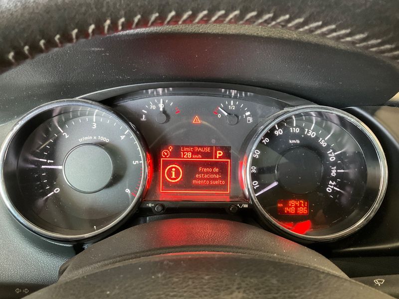 Peugeot 3008 1.6 Blue-HDi Allure 2016 – снимка 18