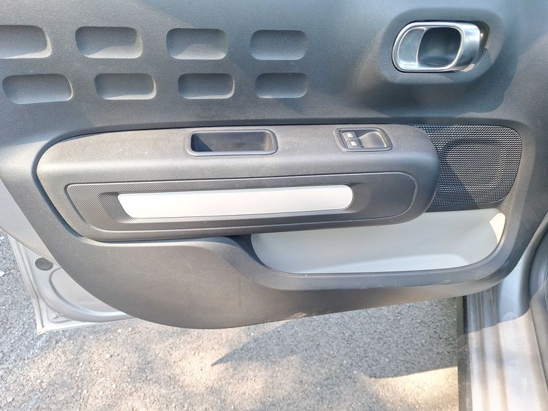 Citroen C3 1.2 PureTech Feel Pack 2021 – снимка 36