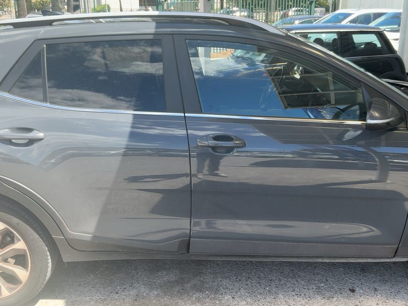 Kia Stonic 1.0 TGDI Mild-Hybrid Launch Edition 2020 – снимка 10