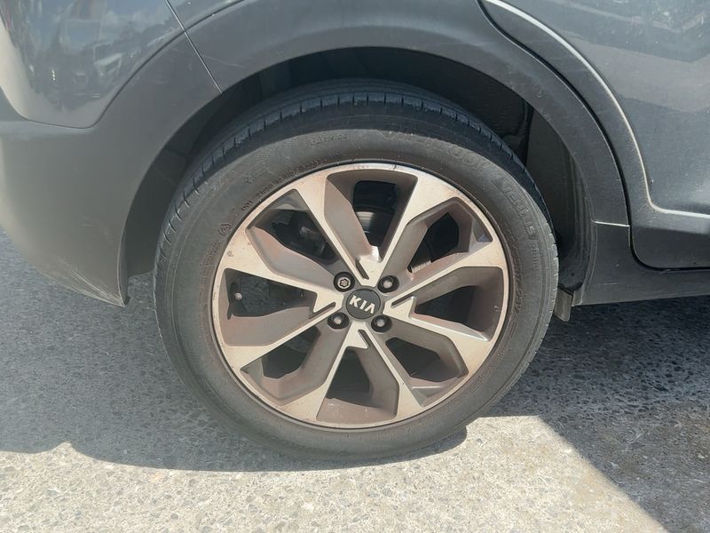 Kia Stonic 1.0 TGDI Mild-Hybrid Launch Edition 2020 – снимка 9