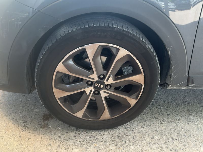 Kia Stonic 1.0 TGDI Mild-Hybrid Launch Edition 2020 – снимка 3