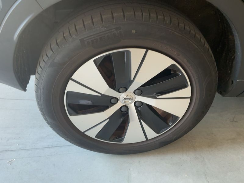 Volvo XC40 1.5 T5 Recharge Plug-in Hybrid Business 2WD 2020 – снимка 9