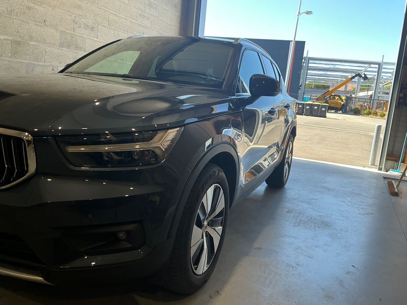 Volvo XC40 1.5 T5 Recharge Plug-in Hybrid Business 2WD 2020 – снимка 2