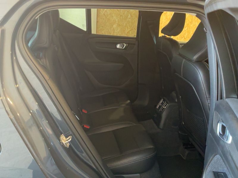 Volvo XC40 1.5 T5 Recharge Plug-in Hybrid Business 2WD 2020 – снимка 19