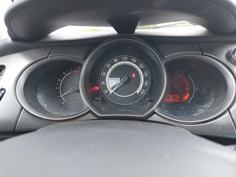 Citroen C3 1.6 Blue-HDi Feel Edition 2017 – снимка 12