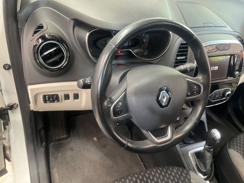 Renault Captur 1.3 TCe Zen 2019 – снимка 25