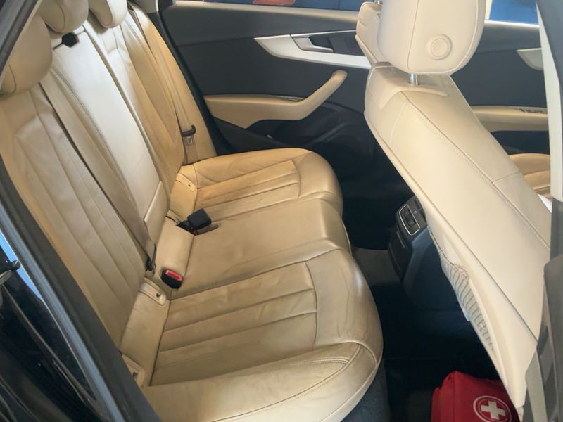 Audi A4 2.0 TDI design luxe 2016 – снимка 19