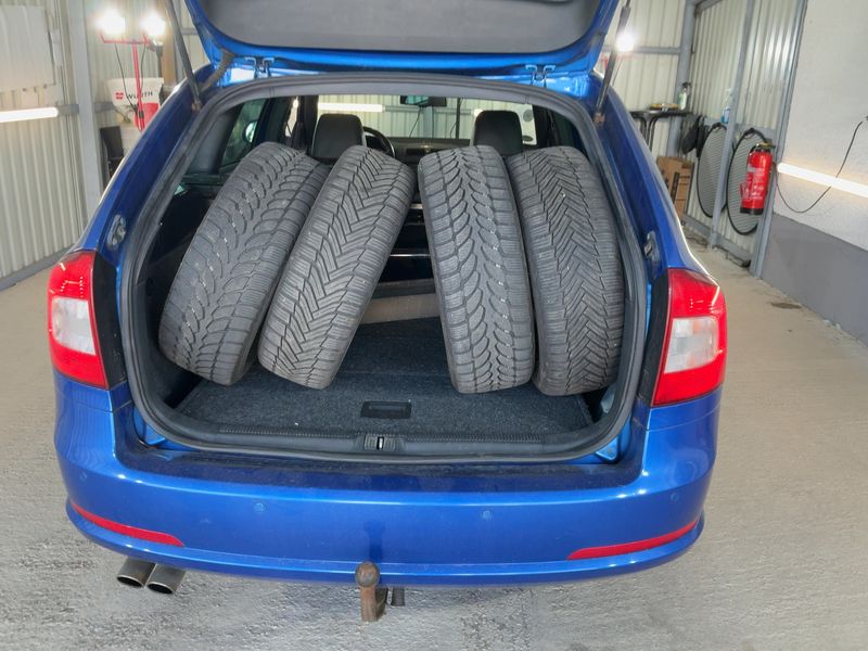 Skoda Octavia 2.0 TDI RS 2012 – снимка 16