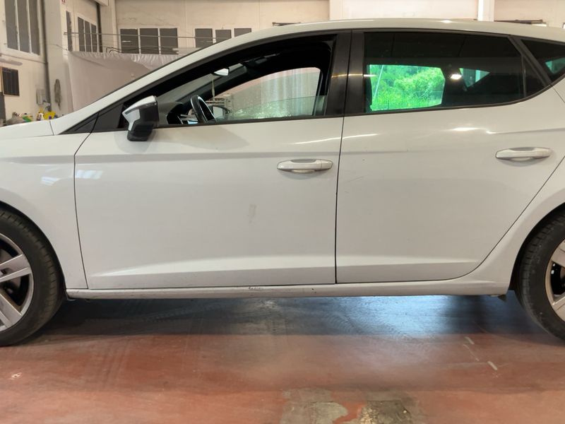 Seat Leon 1.6 TDI FR 2019 – снимка 4