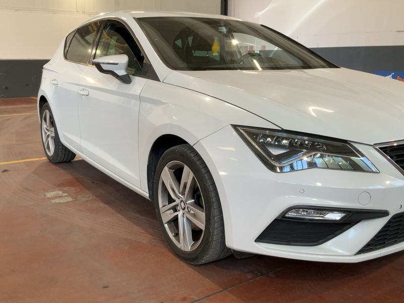 Seat Leon 1.6 TDI FR 2019 – снимка 12
