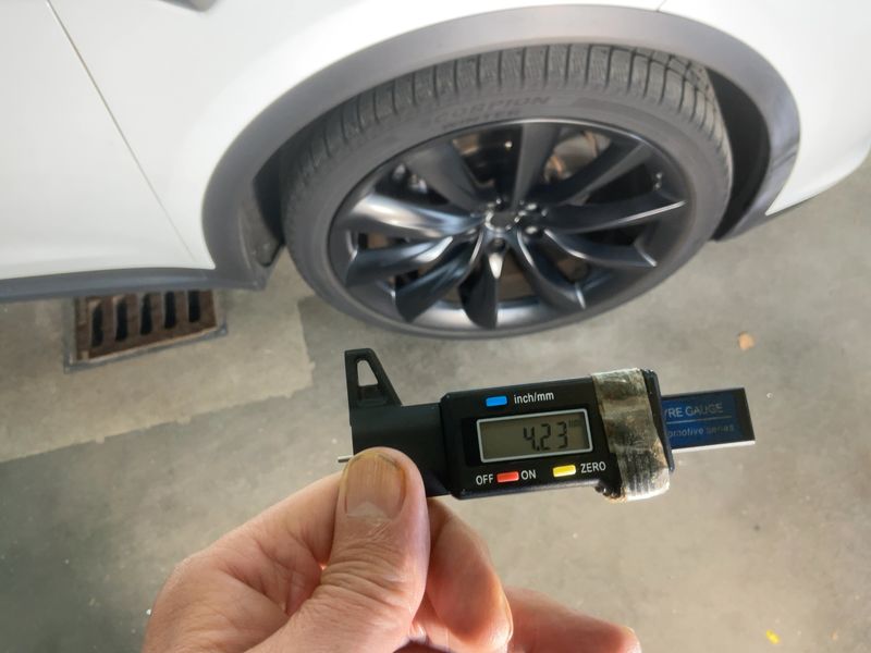Tesla Model X 75D Dual 2018 – снимка 11