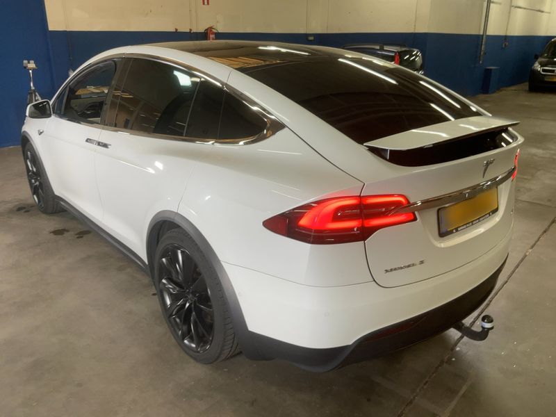 Tesla Model X 75D Dual 2018 – снимка 6