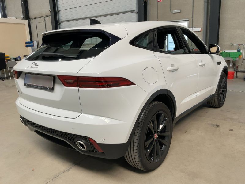 Jaguar E-Pace D150 S 2020 – снимка 8