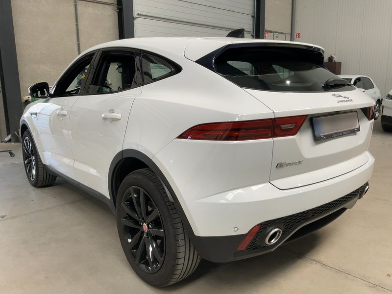Jaguar E-Pace D150 S 2020 – снимка 6