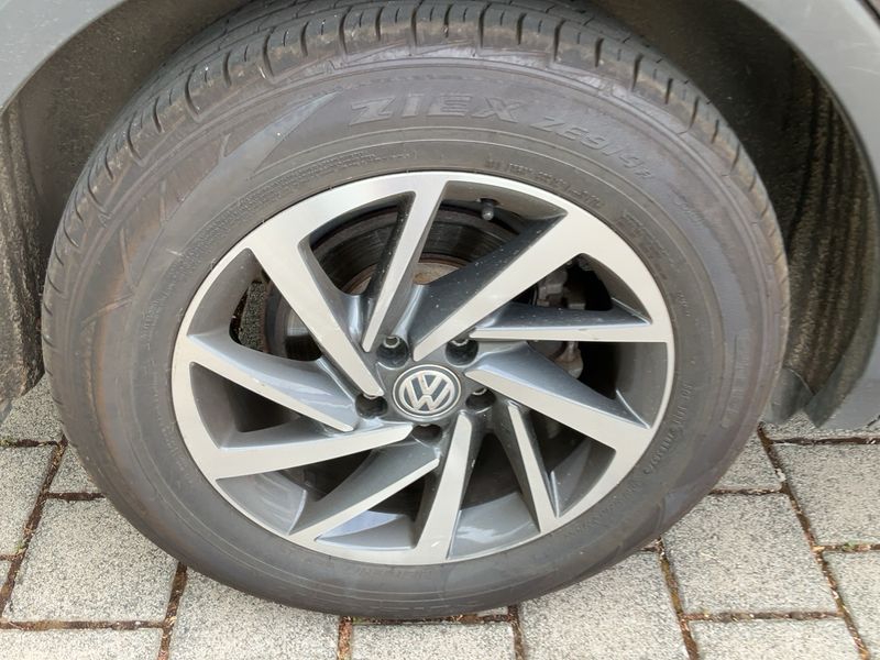Volkswagen Tiguan 2.0 TDI Sound BlueMotion Tech 2017 – снимка 9