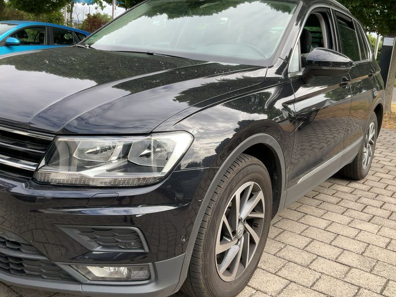 Volkswagen Tiguan 2.0 TDI Sound BlueMotion Tech 2017 – снимка 2