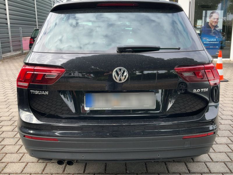 Volkswagen Tiguan 2.0 TDI Sound BlueMotion Tech 2017 – снимка 7