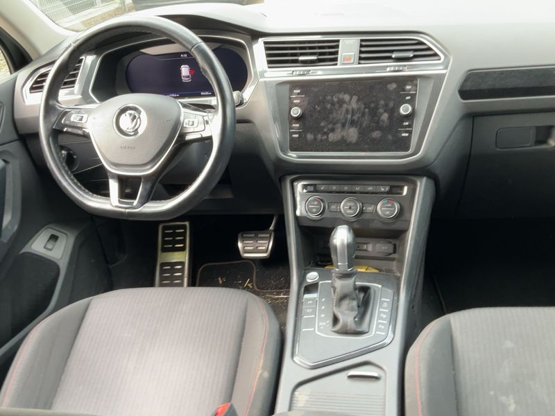 Volkswagen Tiguan 2.0 TDI Sound BlueMotion Tech 2017 – снимка 18