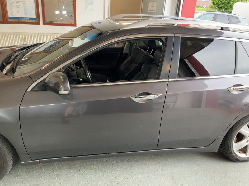 Honda Accord 2.2 DTEC Executive 2011 – снимка на щета