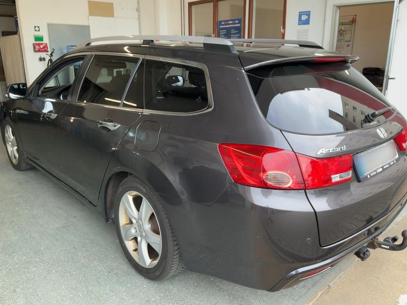 Honda Accord 2.2 DTEC Executive 2011 – снимка 3
