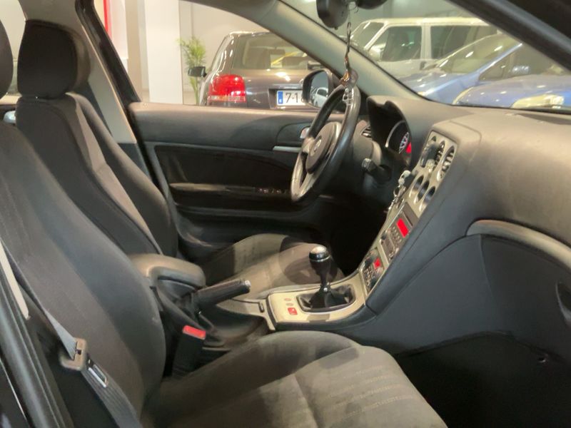 Alfa Romeo Alfa 159 2.0 JTDM Elegante 2010 – снимка 16