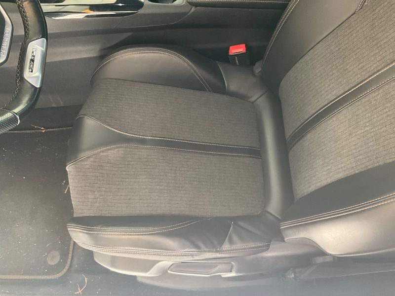 Peugeot 5008 1.5 Blue-HDi GT Line 2018 – снимка 25