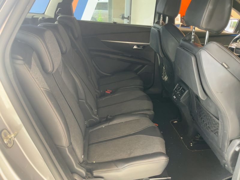 Peugeot 5008 1.5 Blue-HDi GT Line 2018 – снимка 19