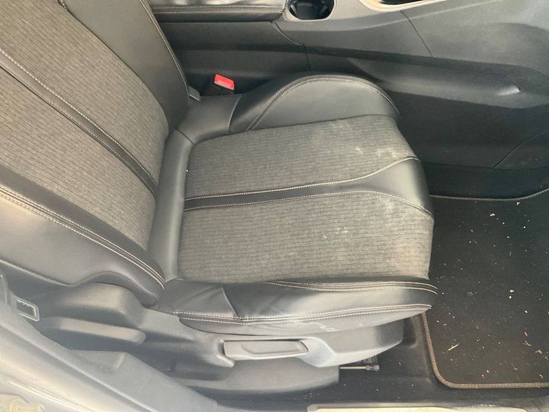 Peugeot 5008 1.5 Blue-HDi GT Line 2018 – снимка 26