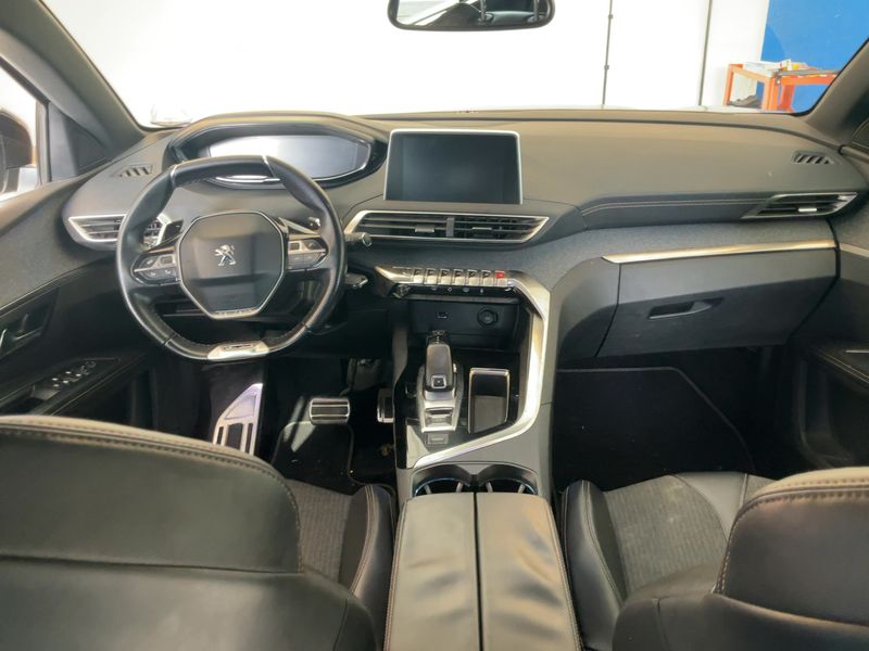 Peugeot 5008 1.5 Blue-HDi GT Line 2018 – снимка 17